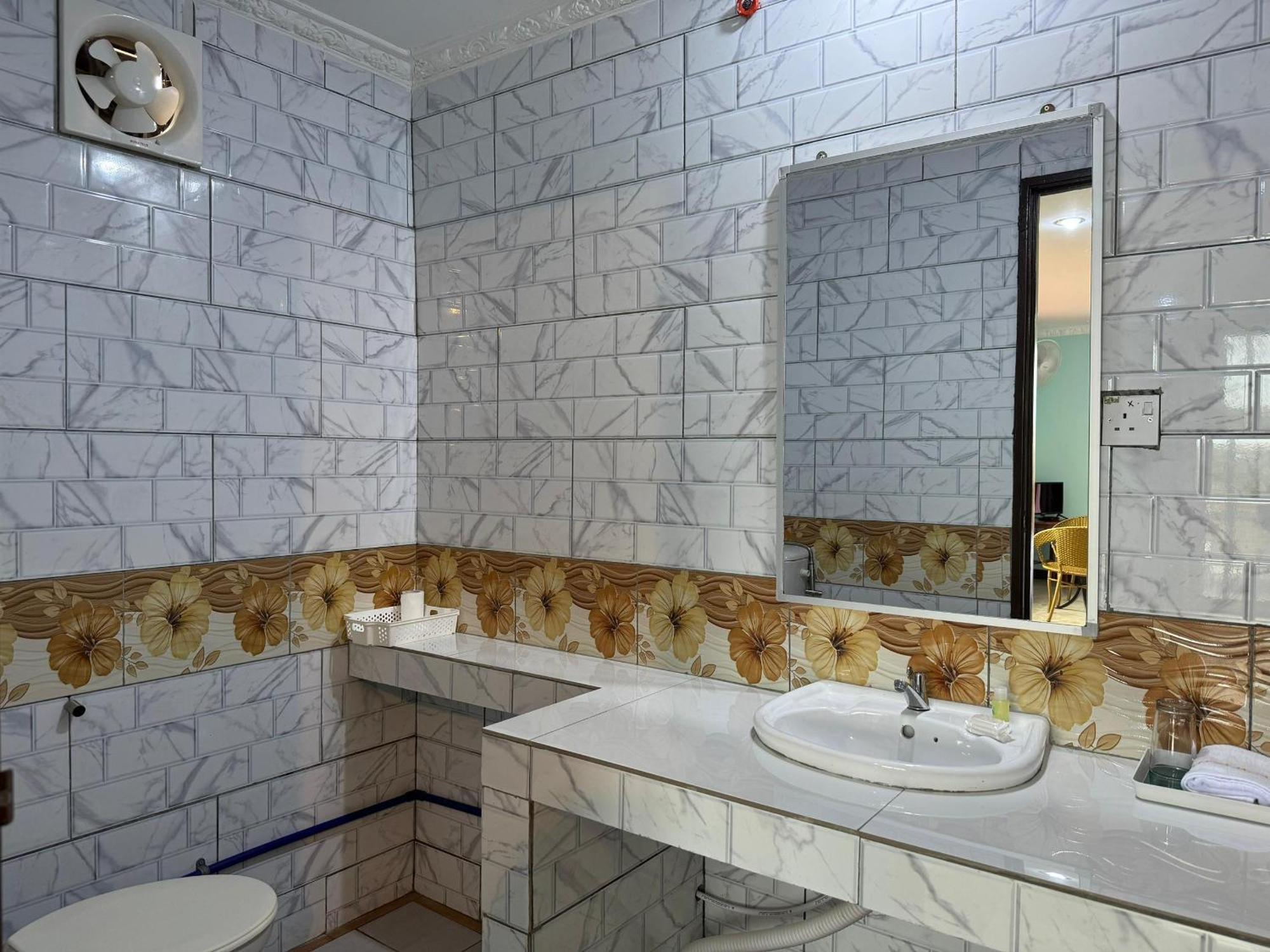 Myoldhouse Apartman Lahad Datu Kültér fotó