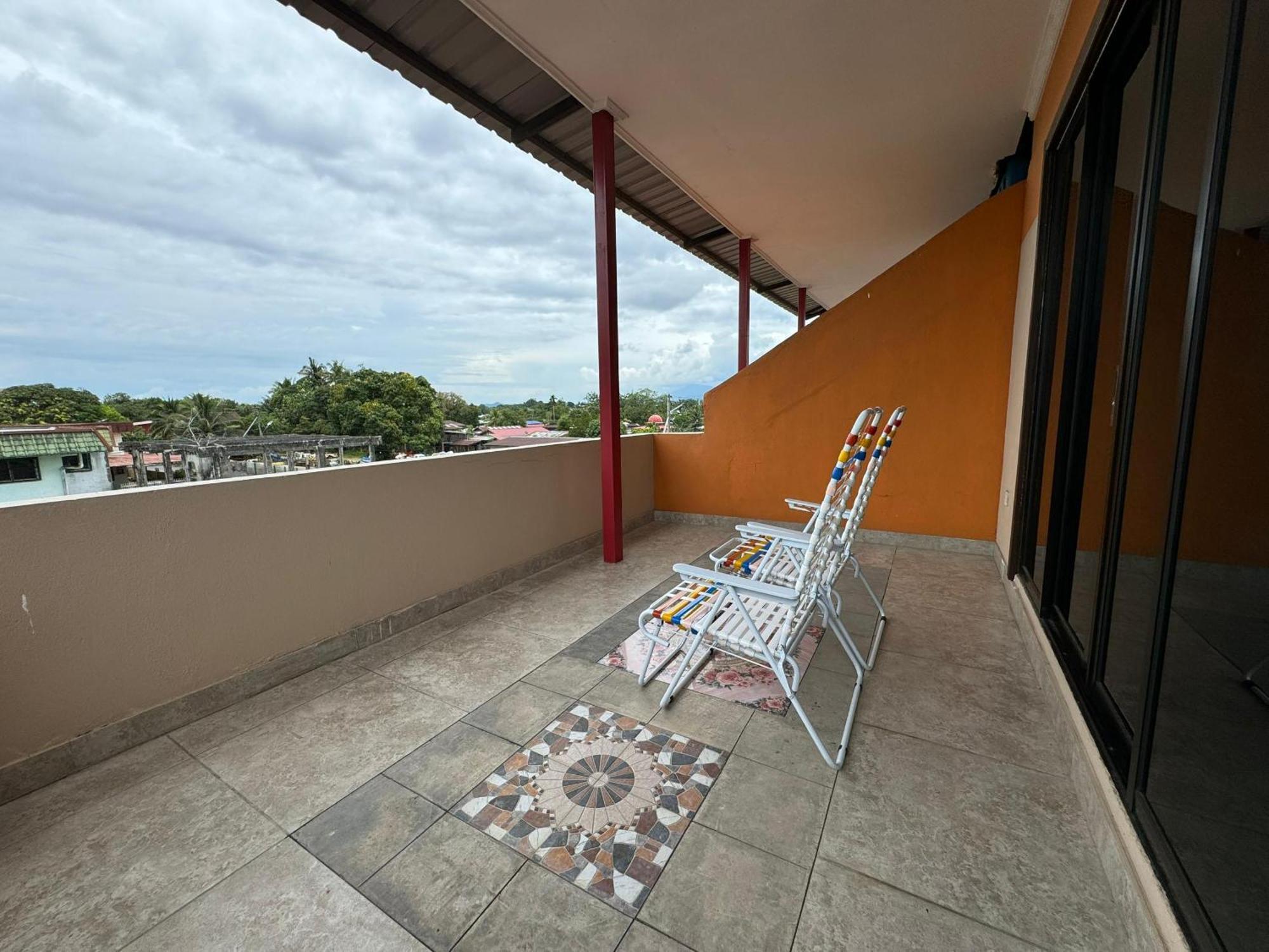 Myoldhouse Apartman Lahad Datu Kültér fotó